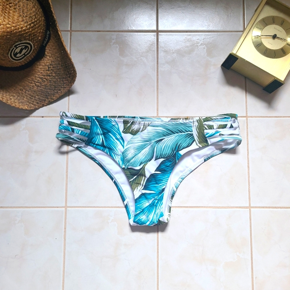 Bikini bottom